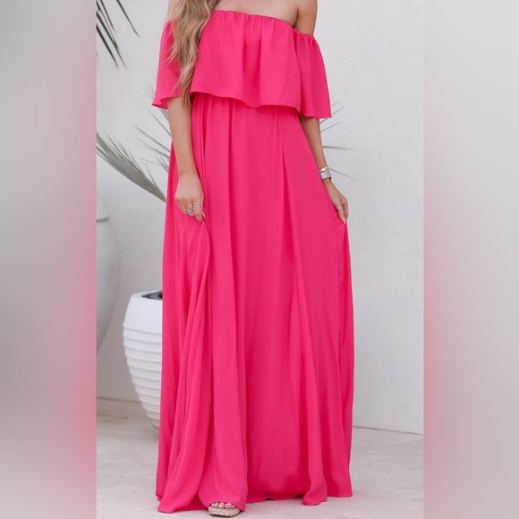 Follow you anywhere Maxi dress Fuchsia Small (way to long for me) - Picture 1 of 2